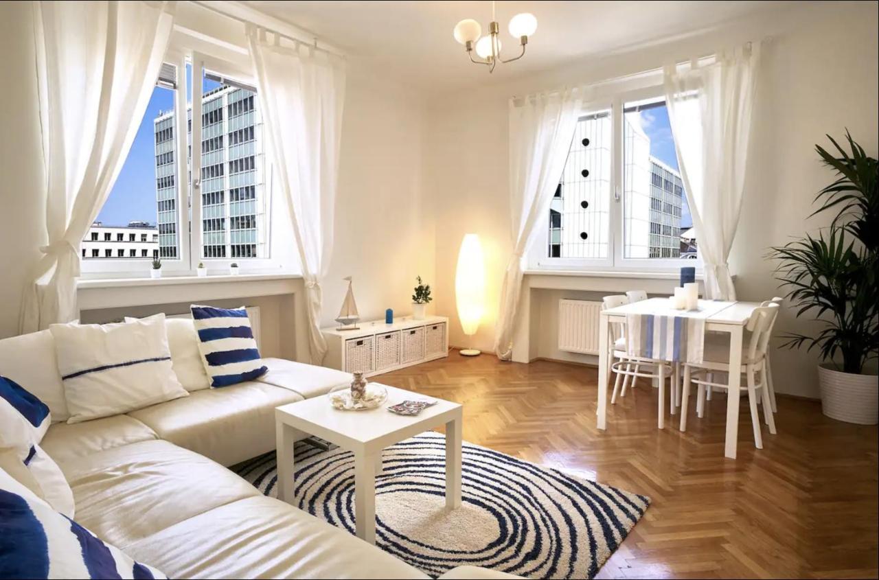 Operastreet City Center Santorin Вена Экстерьер фото